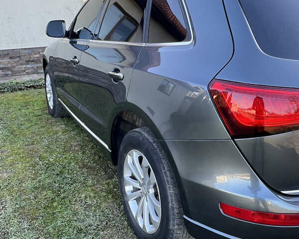 Серый Ауди Ку 5, объемом двигателя 2 л и пробегом 210 тыс. км за 13999 $, фото 3 на Automoto.ua