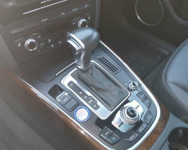 Серый Ауди Ку 5, объемом двигателя 3 л и пробегом 215 тыс. км за 16750 $, фото 30 на Automoto.ua