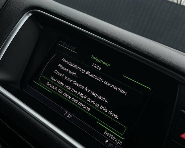 Серый Ауди Ку 5, объемом двигателя 2.97 л и пробегом 213 тыс. км за 19450 $, фото 72 на Automoto.ua