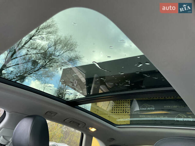 Серый Ауди Ку 5, объемом двигателя 1.99 л и пробегом 185 тыс. км за 15000 $, фото 9 на Automoto.ua