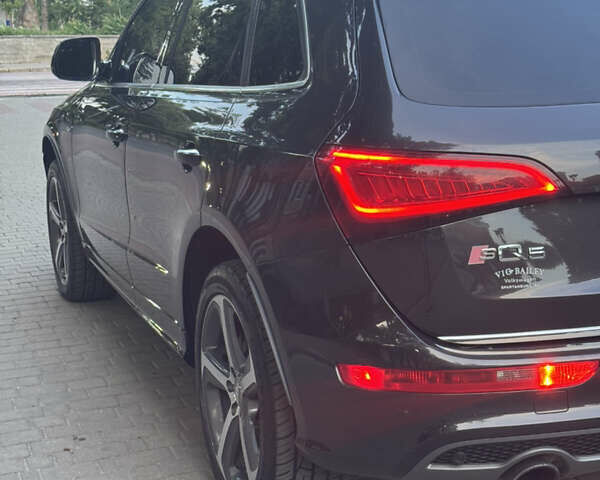 Сірий Ауді Ку 5, об'ємом двигуна 3 л та пробігом 190 тис. км за 17500 $, фото 11 на Automoto.ua