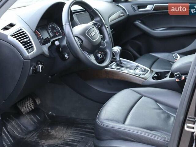 Сірий Ауді Ку 5, об'ємом двигуна 1.98 л та пробігом 131 тис. км за 17200 $, фото 40 на Automoto.ua