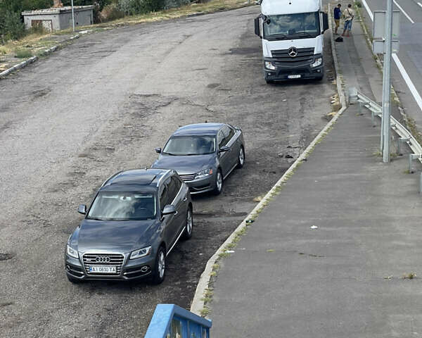 Серый Ауди Ку 5, объемом двигателя 2 л и пробегом 150 тыс. км за 19300 $, фото 4 на Automoto.ua