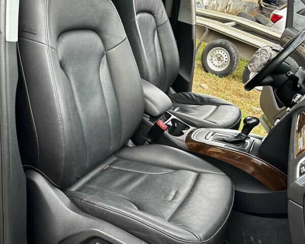 Серый Ауди Ку 5, объемом двигателя 2 л и пробегом 208 тыс. км за 8500 $, фото 16 на Automoto.ua