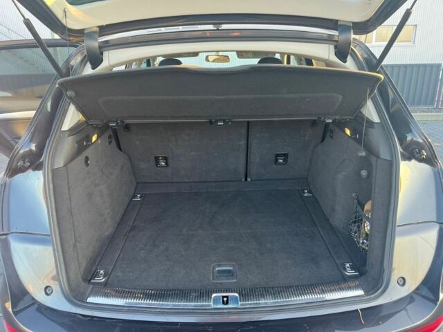 Серый Ауди Ку 5, объемом двигателя 2 л и пробегом 330 тыс. км за 17000 $, фото 9 на Automoto.ua