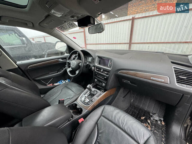 Серый Ауди Ку 5, объемом двигателя 1.98 л и пробегом 300 тыс. км за 9400 $, фото 10 на Automoto.ua