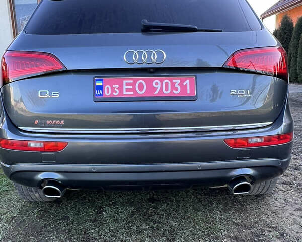 Серый Ауди Ку 5, объемом двигателя 2 л и пробегом 210 тыс. км за 13999 $, фото 1 на Automoto.ua