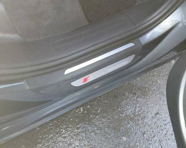 Серый Ауди Ку 5, объемом двигателя 3 л и пробегом 215 тыс. км за 16750 $, фото 48 на Automoto.ua