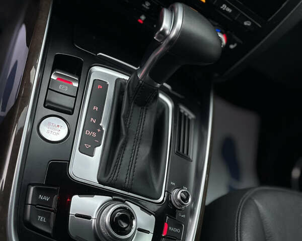 Серый Ауди Ку 5, объемом двигателя 2.97 л и пробегом 211 тыс. км за 19500 $, фото 37 на Automoto.ua