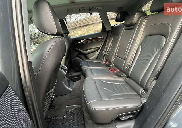 Серый Ауди Ку 5, объемом двигателя 1.98 л и пробегом 120 тыс. км за 14999 $, фото 11 на Automoto.ua