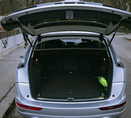 Сірий Ауді Ку 5, об'ємом двигуна 1.98 л та пробігом 102 тис. км за 15500 $, фото 17 на Automoto.ua