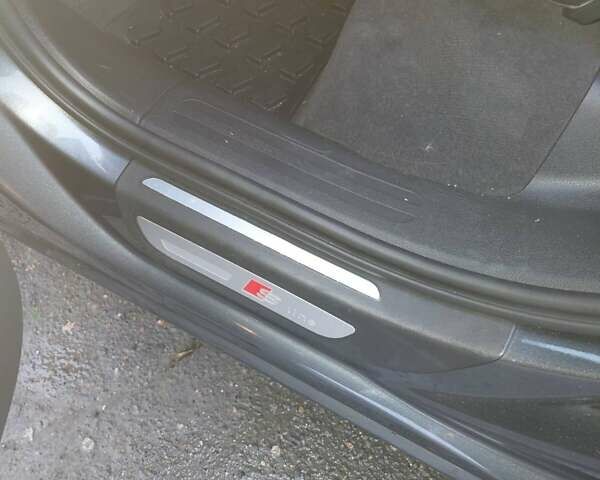 Серый Ауди Ку 5, объемом двигателя 3 л и пробегом 215 тыс. км за 16750 $, фото 36 на Automoto.ua