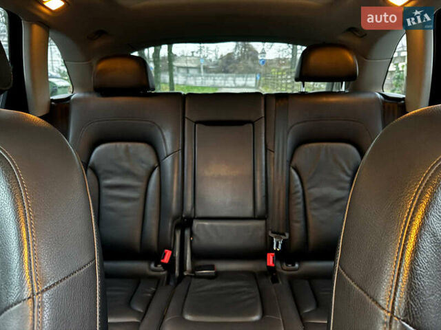 Сірий Ауді Ку 5, об'ємом двигуна 3 л та пробігом 175 тис. км за 15790 $, фото 22 на Automoto.ua