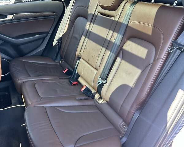 Сірий Ауді Ку 5, об'ємом двигуна 2 л та пробігом 173 тис. км за 17300 $, фото 35 на Automoto.ua