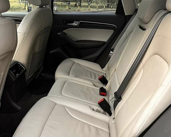 Сірий Ауді Ку 5, об'ємом двигуна 1.98 л та пробігом 98 тис. км за 15900 $, фото 10 на Automoto.ua