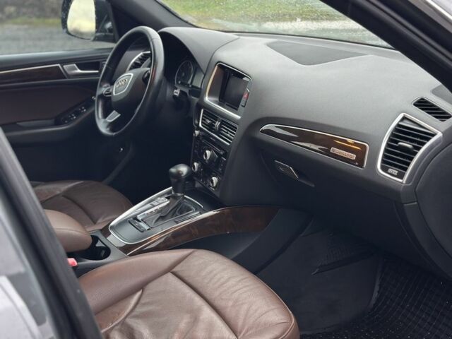 Сірий Ауді Ку 5, об'ємом двигуна 2 л та пробігом 270 тис. км за 13800 $, фото 19 на Automoto.ua