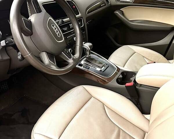 Сірий Ауді Ку 5, об'ємом двигуна 1.98 л та пробігом 98 тис. км за 15900 $, фото 5 на Automoto.ua