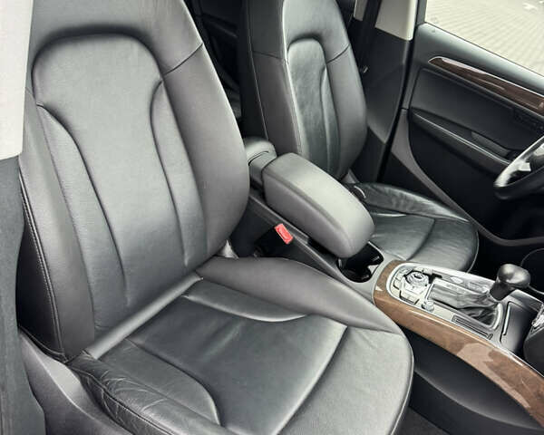 Ауді Ку 5 2015 у Луцьку на Automoto.ua Сірий Ауді Ку 5, об'ємом двигуна 2 л та пробігом 122 тис. км за 16550 $, фото 39 на Automoto.ua