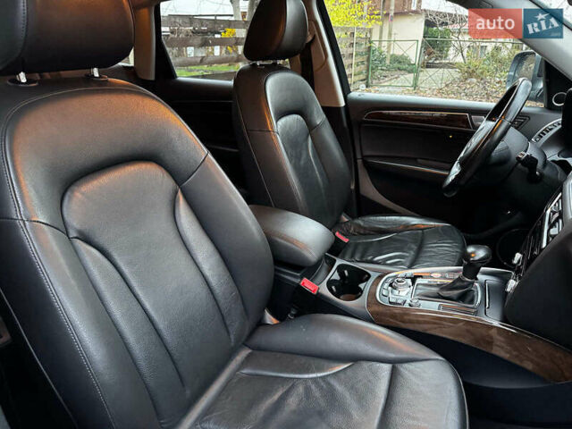 Сірий Ауді Ку 5, об'ємом двигуна 3 л та пробігом 175 тис. км за 15790 $, фото 30 на Automoto.ua