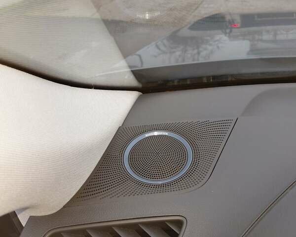 Серый Ауди Ку 5, объемом двигателя 3 л и пробегом 215 тыс. км за 16750 $, фото 33 на Automoto.ua