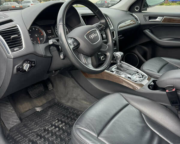 Ауді Ку 5 2015 у Луцьку на Automoto.ua Сірий Ауді Ку 5, об'ємом двигуна 2 л та пробігом 122 тис. км за 16550 $, фото 22 на Automoto.ua