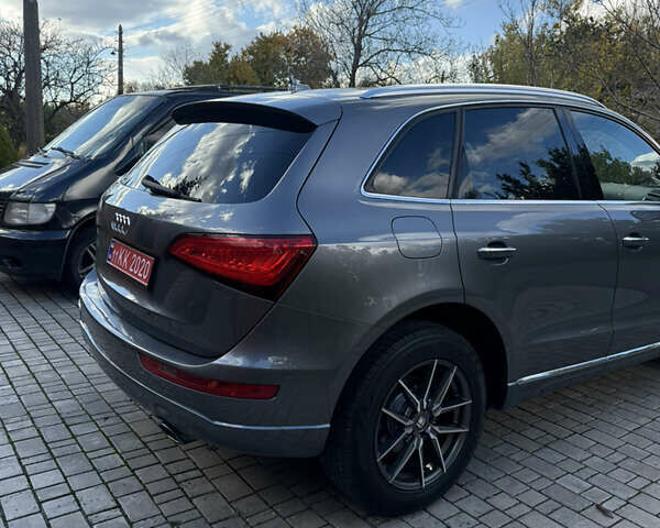 Серый Ауди Ку 5, объемом двигателя 2 л и пробегом 116 тыс. км за 14500 $, фото 4 на Automoto.ua