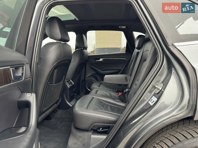 Сірий Ауді Ку 5, об'ємом двигуна 2 л та пробігом 177 тис. км за 15777 $, фото 47 на Automoto.ua