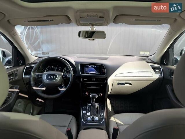 Сірий Ауді Ку 5, об'ємом двигуна 2 л та пробігом 212 тис. км за 13700 $, фото 41 на Automoto.ua
