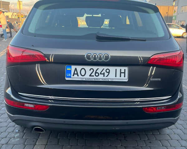 Серый Ауди Ку 5, объемом двигателя 1.97 л и пробегом 330 тыс. км за 17000 $, фото 3 на Automoto.ua