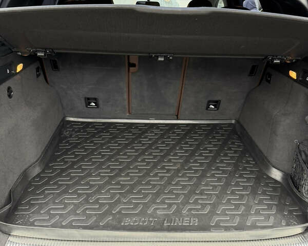 Сірий Ауді Ку 5, об'ємом двигуна 3 л та пробігом 134 тис. км за 16900 $, фото 12 на Automoto.ua