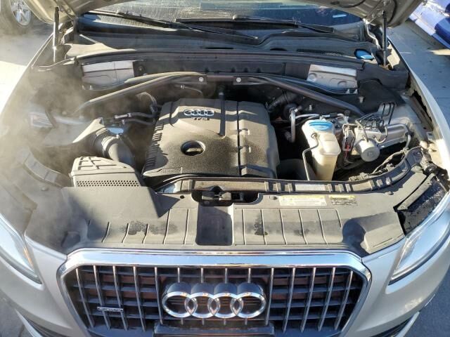 Серый Ауди Ку 5, объемом двигателя 2 л и пробегом 253 тыс. км за 9900 $, фото 11 на Automoto.ua