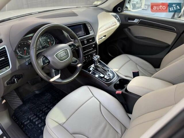 Сірий Ауді Ку 5, об'ємом двигуна 2 л та пробігом 212 тис. км за 13700 $, фото 54 на Automoto.ua