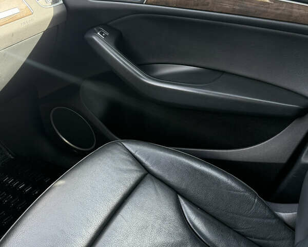 Серый Ауди Ку 5, объемом двигателя 1.97 л и пробегом 169 тыс. км за 19000 $, фото 9 на Automoto.ua