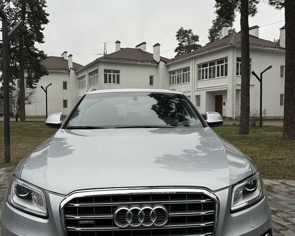 Сірий Ауді Ку 5, об'ємом двигуна 2 л та пробігом 180 тис. км за 16800 $, фото 5 на Automoto.ua