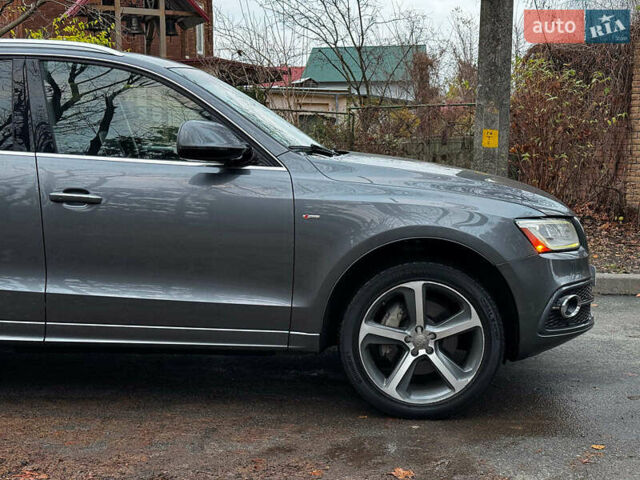 Сірий Ауді Ку 5, об'ємом двигуна 3 л та пробігом 175 тис. км за 15790 $, фото 3 на Automoto.ua