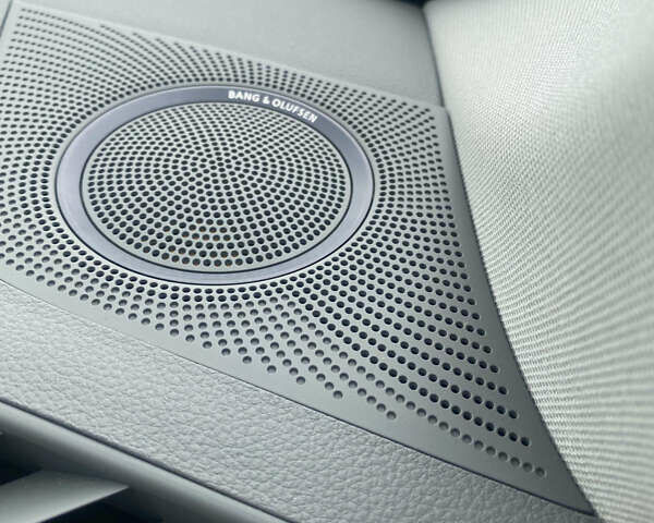 Серый Ауди Ку 5, объемом двигателя 2 л и пробегом 286 тыс. км за 13550 $, фото 8 на Automoto.ua