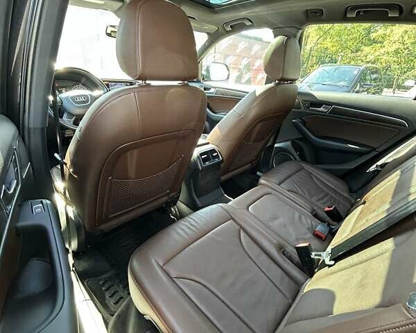 Сірий Ауді Ку 5, об'ємом двигуна 2 л та пробігом 173 тис. км за 17300 $, фото 19 на Automoto.ua