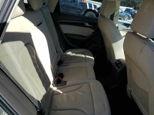 Серый Ауди Ку 5, объемом двигателя 2 л и пробегом 61 тыс. км за 2500 $, фото 9 на Automoto.ua