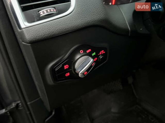 Серый Ауди Ку 5, объемом двигателя 2 л и пробегом 214 тыс. км за 15500 $, фото 26 на Automoto.ua