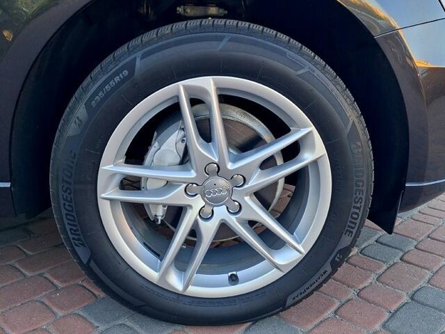 Ауді Ку 5 2015 у Павлограде на Automoto.ua Сірий Ауді Ку 5, об'ємом двигуна 2 л та пробігом 249 тис. км за 16000 $, фото 13 на Automoto.ua