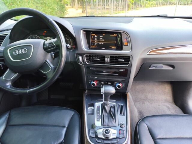 Серый Ауди Ку 5, объемом двигателя 2 л и пробегом 152 тыс. км за 13900 $, фото 8 на Automoto.ua