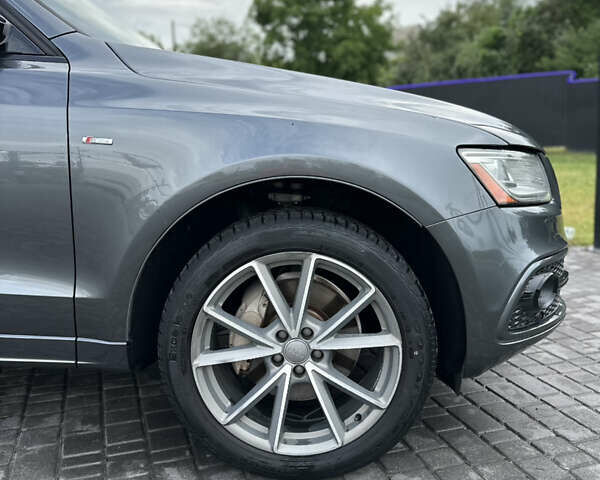 Серый Ауди Ку 5, объемом двигателя 3 л и пробегом 196 тыс. км за 16999 $, фото 3 на Automoto.ua