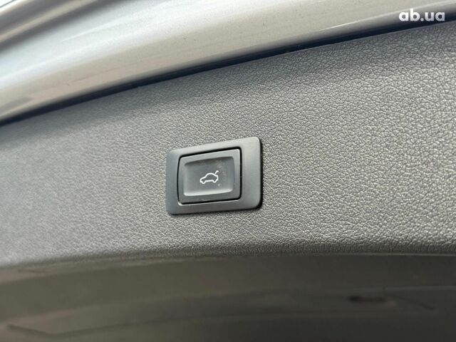 Серый Ауди Ку 5, объемом двигателя 3 л и пробегом 164 тыс. км за 14940 $, фото 20 на Automoto.ua