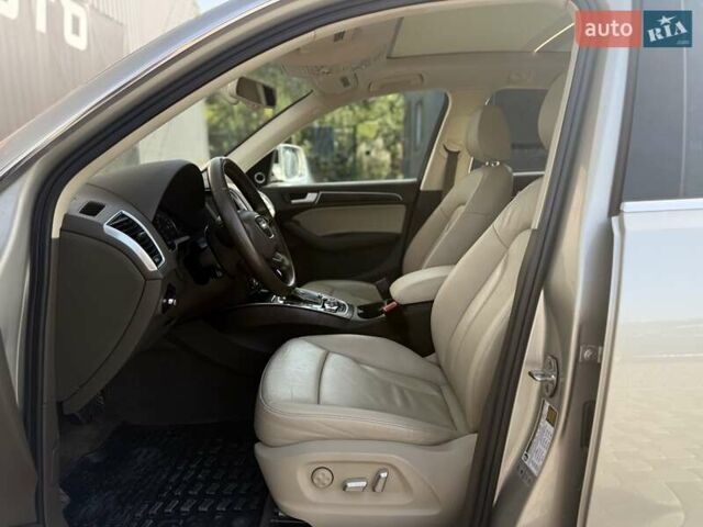 Сірий Ауді Ку 5, об'ємом двигуна 2 л та пробігом 212 тис. км за 13700 $, фото 26 на Automoto.ua