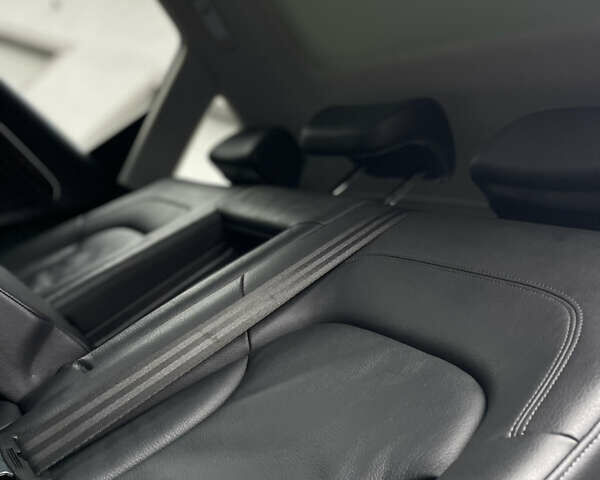 Серый Ауди Ку 5, объемом двигателя 2.97 л и пробегом 211 тыс. км за 19500 $, фото 64 на Automoto.ua