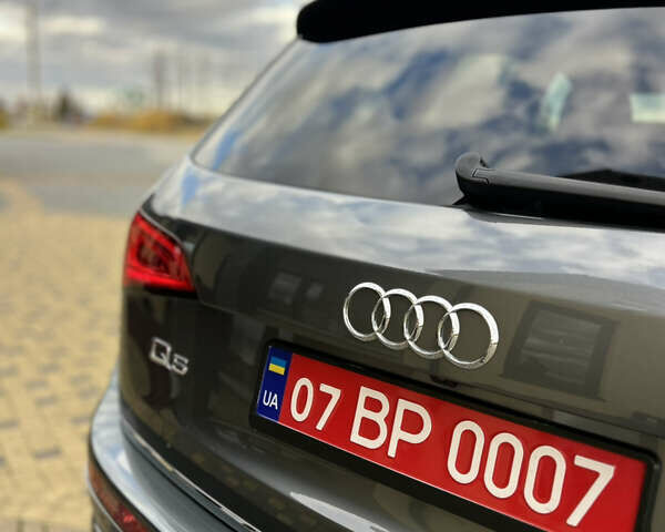 Сірий Ауді Ку 5, об'ємом двигуна 2 л та пробігом 220 тис. км за 15000 $, фото 33 на Automoto.ua