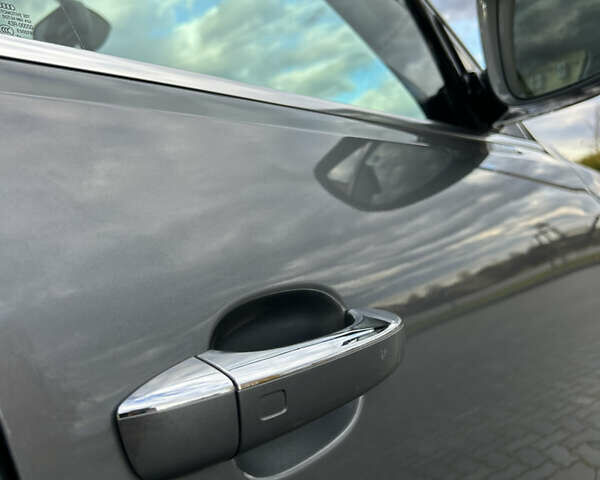 Сірий Ауді Ку 5, об'ємом двигуна 2 л та пробігом 220 тис. км за 15000 $, фото 43 на Automoto.ua