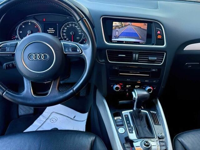 Серый Ауди Ку 5, объемом двигателя 3 л и пробегом 75 тыс. км за 16500 $, фото 7 на Automoto.ua