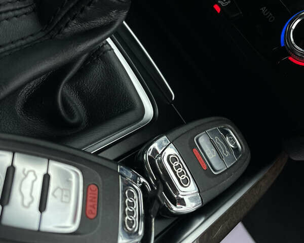 Серый Ауди Ку 5, объемом двигателя 2.97 л и пробегом 213 тыс. км за 19450 $, фото 66 на Automoto.ua