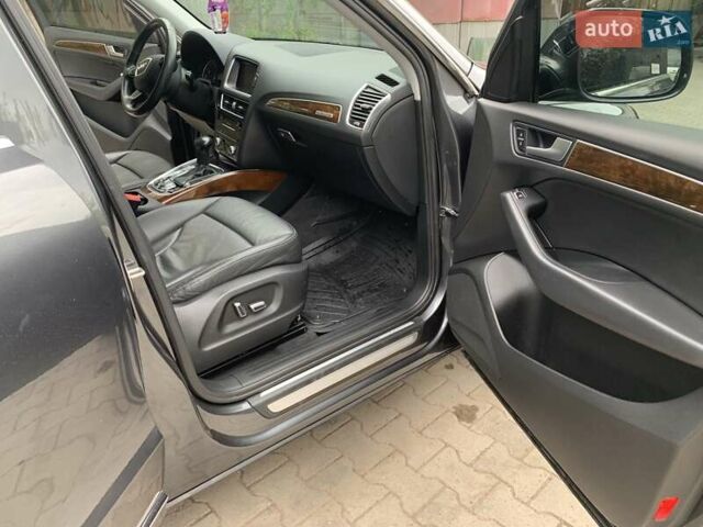 Серый Ауди Ку 5, объемом двигателя 1.98 л и пробегом 196 тыс. км за 14900 $, фото 3 на Automoto.ua